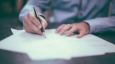 Good-Governance-Bibel: Auch zwei FFHS-Forschende bringen sich ein 