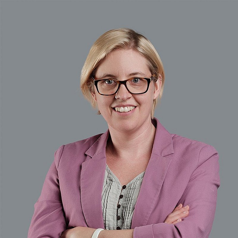 jeannine-langenegger-person-hoch.jpg