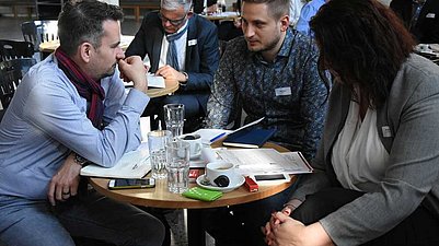 Angeregte Gespräche am 21. FFHS-Business Breakfast in Zürich.